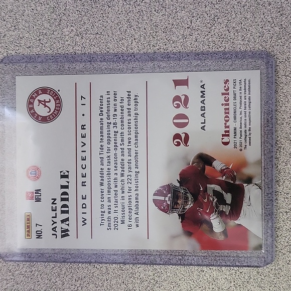 2021 Panini Chronicles Draft Picks Jaylen Waddle RC - Picture 2 of 2